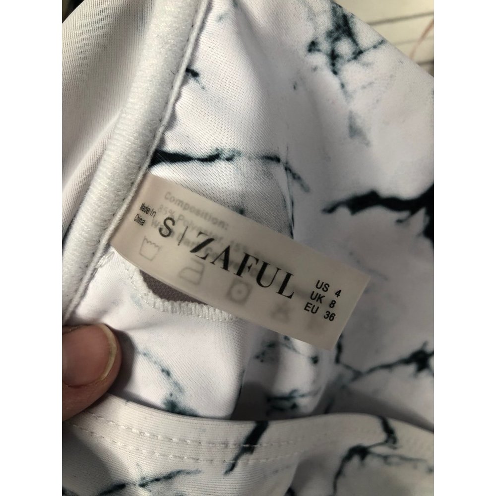 Zaful Bikini set like new Black and white marble small 4 - Picture 5 of 10